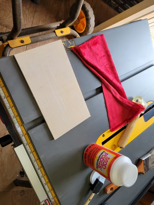 The bottom panel ready to have velvet glued on
